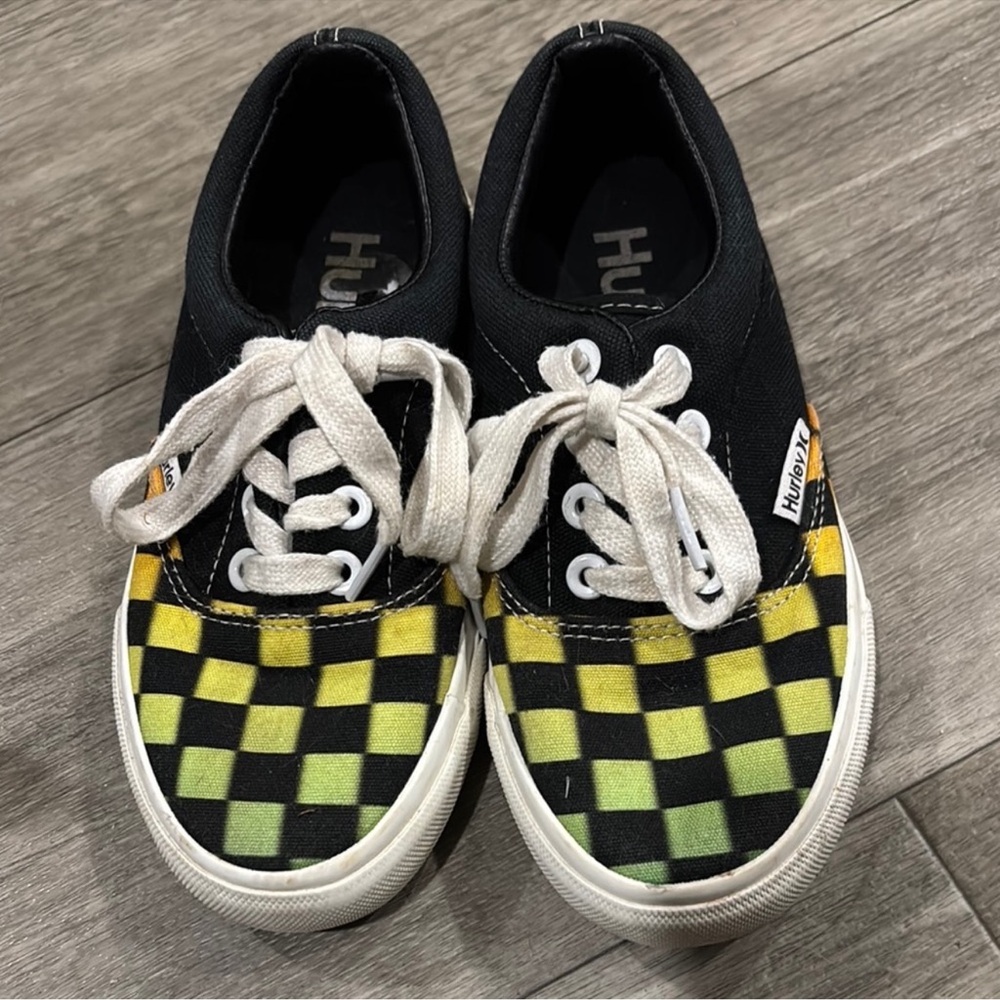Hurley Black and Yellow Skate Sneakers